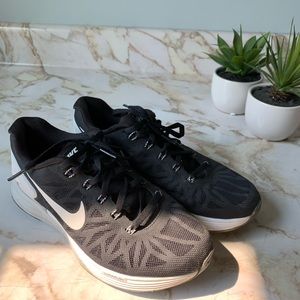 Nike lunar glide 6 stable run